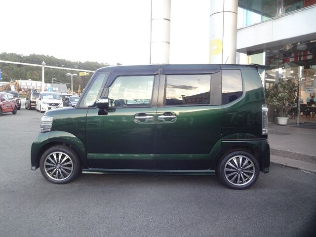Honda N BOX CUSTOM 2017-07 180698-4