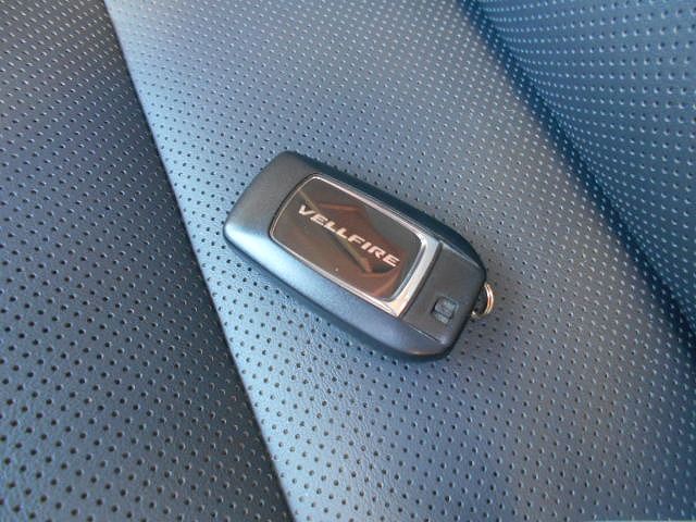 Toyota VELLFIRE 2019-01 28610-26