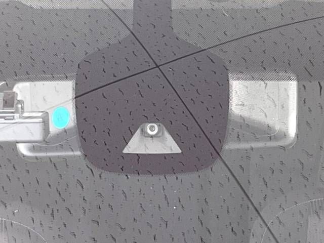 Nissan SERENA 2018-12 182601-5