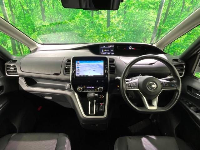 Nissan SERENA 2018-12 182601-1