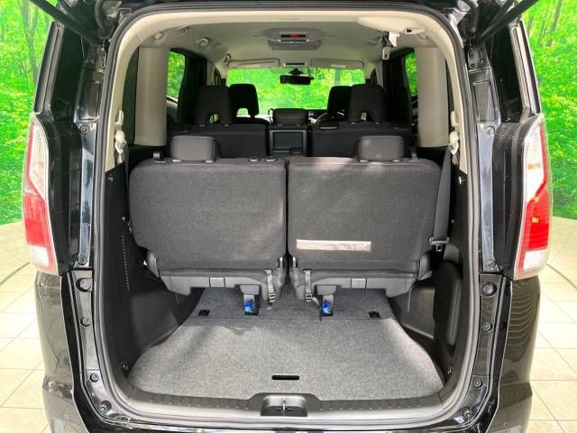 Nissan SERENA 2018-12 182601-11