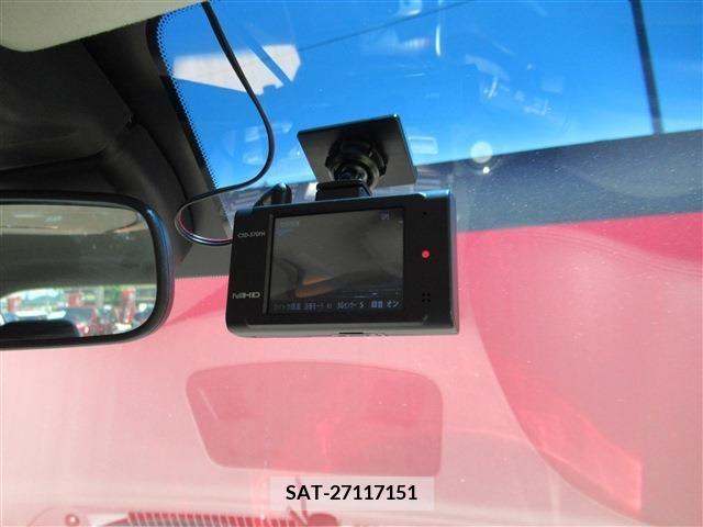 Nissan FUGA 2018-01 334227-18