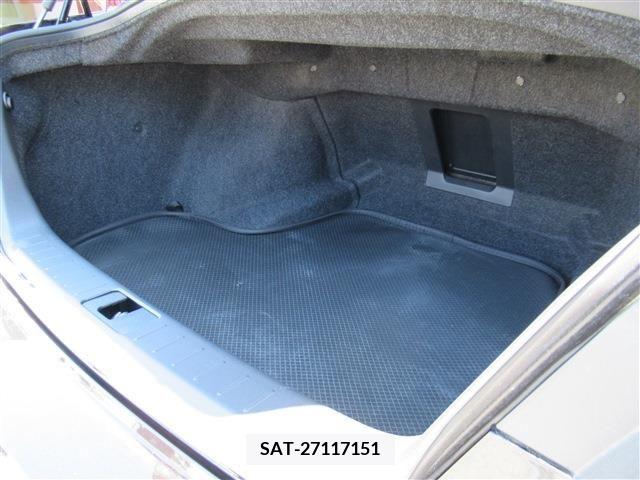 Nissan FUGA 2018-01 334227-26