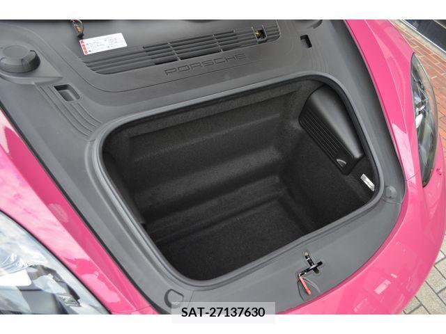 Porsche 718 Boxster 2024-02 335329-19