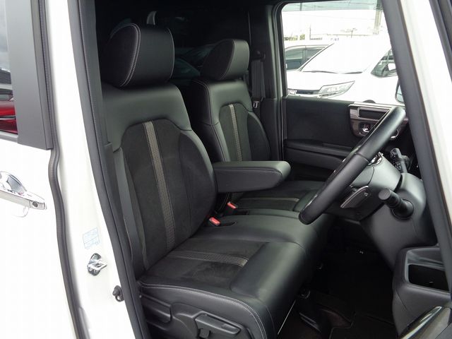 Honda N BOX CUSTOM 2020-09 21672-3