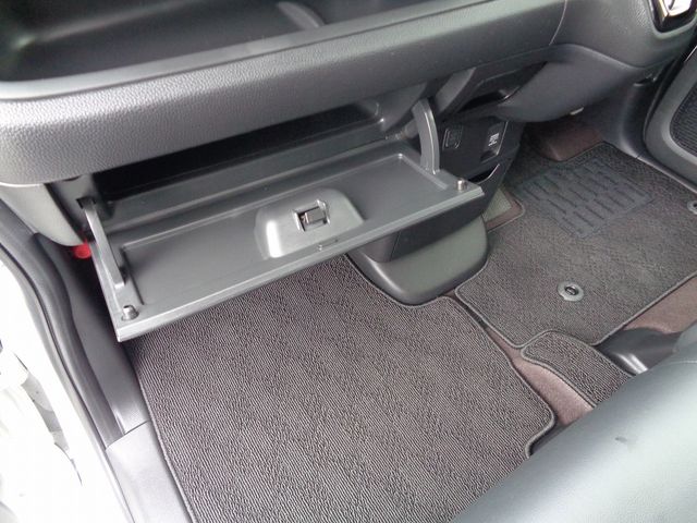 Honda N BOX CUSTOM 2020-09 21672-15