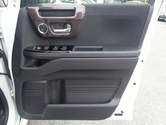 Honda N BOX CUSTOM 2020-09 21672-22