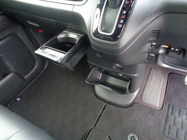 Honda N BOX CUSTOM 2020-09 21672-14