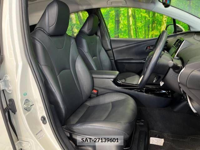 Toyota PRIUS 2018-02 322385-9