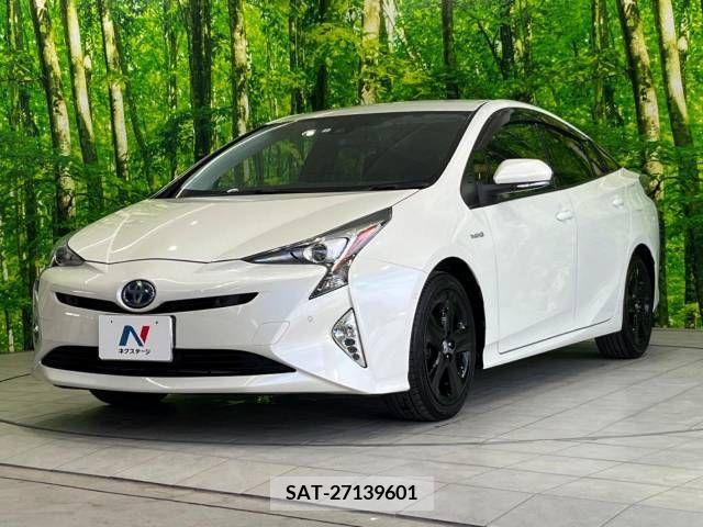Toyota PRIUS 2018-02 322385-16