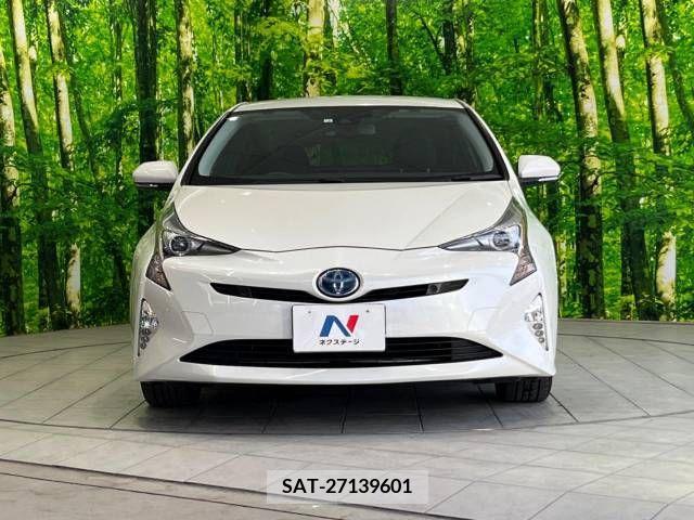 Toyota PRIUS 2018-02 322385-14