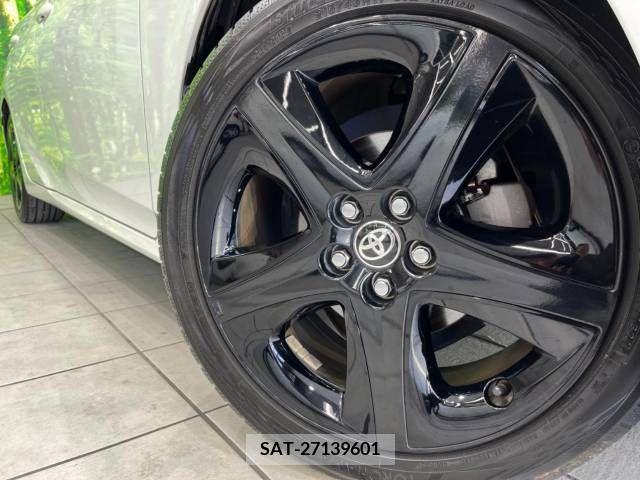 Toyota PRIUS 2018-02 322385-13