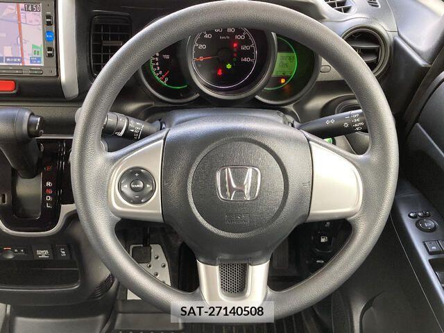 Honda N BOX 2017-06 210022-6