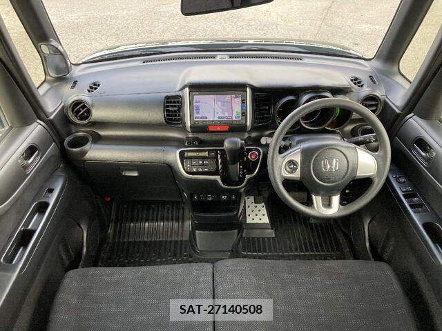 Honda N BOX 2017-06 210022-2