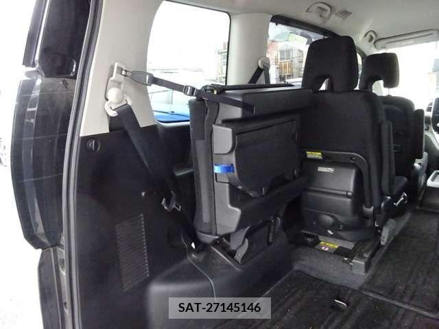 Nissan SERENA 2021-03 284153-8