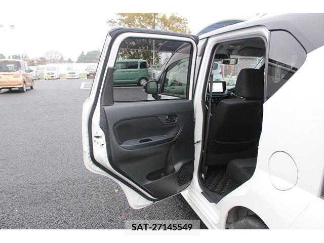 Daihatsu MOVE CUSTOM 2017-12 208058-10