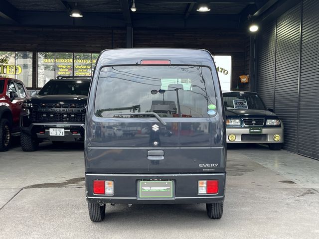 Suzuki EVERY 2013-08 24998-5