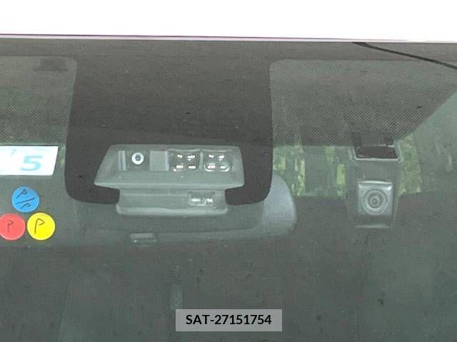 Toyota SIENTA 2018-05 314681-2