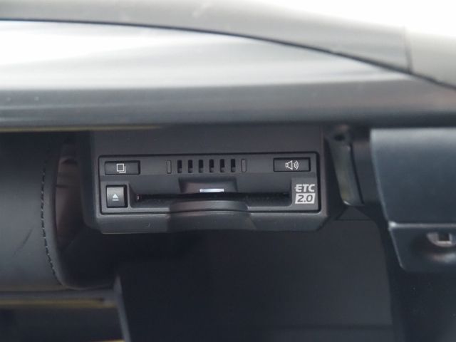 Lexus CT 2018-09 21813-24