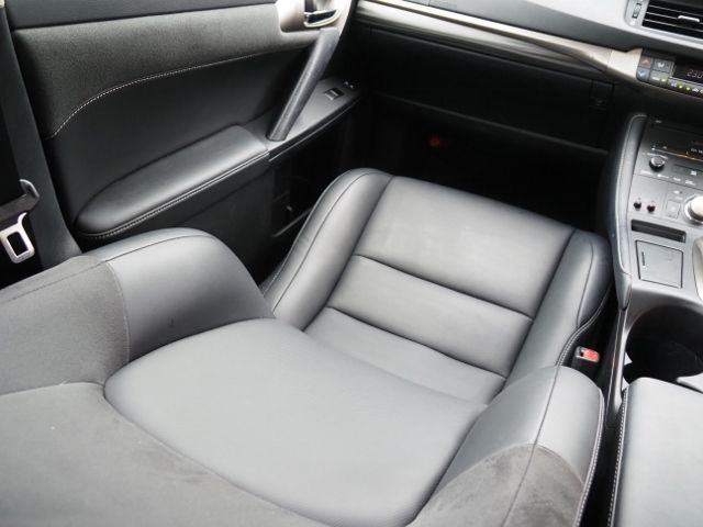 Lexus CT 2018-09 21813-26