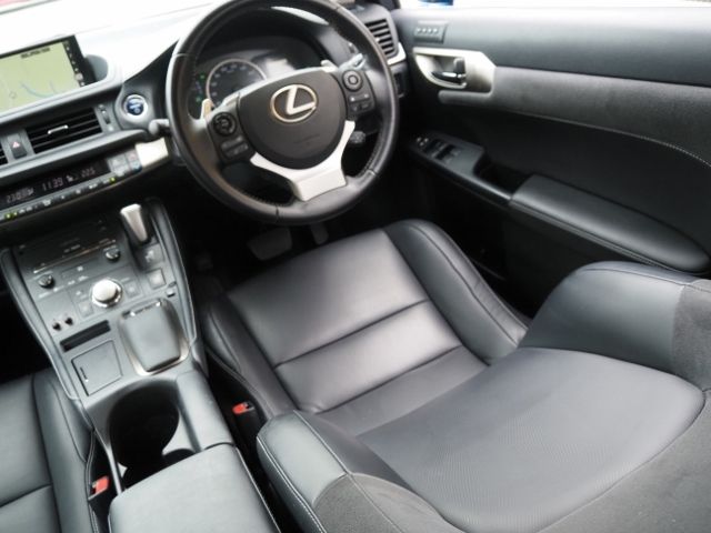 Lexus CT 2018-09 21813-27