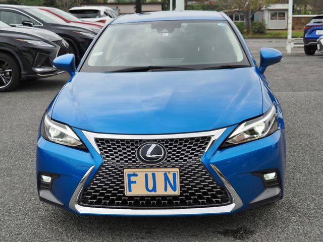 Lexus CT 2018-09 21813-1