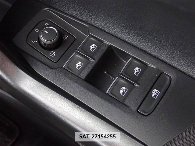 VolksWagen POLO 2022-09 335945-20