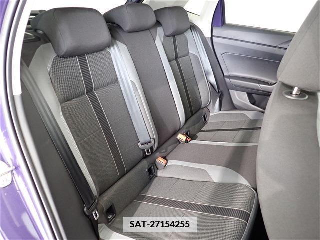 VolksWagen POLO 2022-09 335945-28