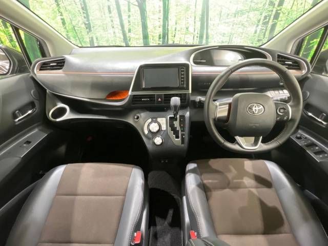 Toyota SIENTA 2018-10 20404-1