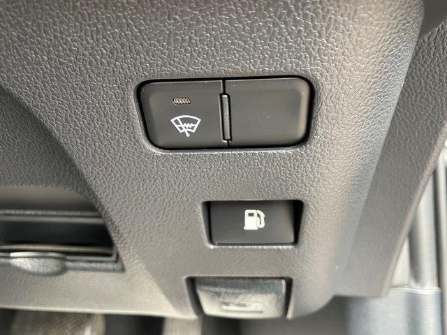 Toyota PRIUS 2016-05 6339-14