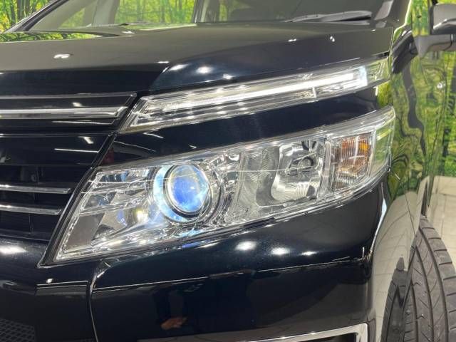 Toyota VOXY 2015-01 24766-12