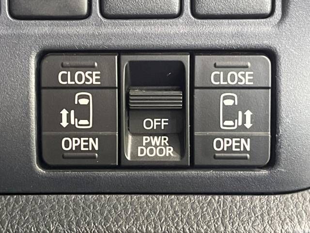 Toyota VOXY 2015-01 24766-4