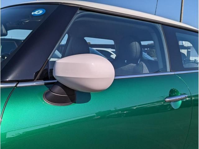 Bmw MINI 2022-08 23023-7