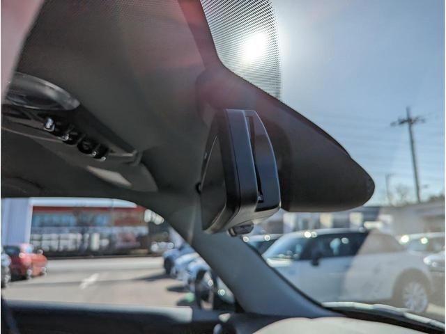 Bmw MINI 2022-08 23023-22