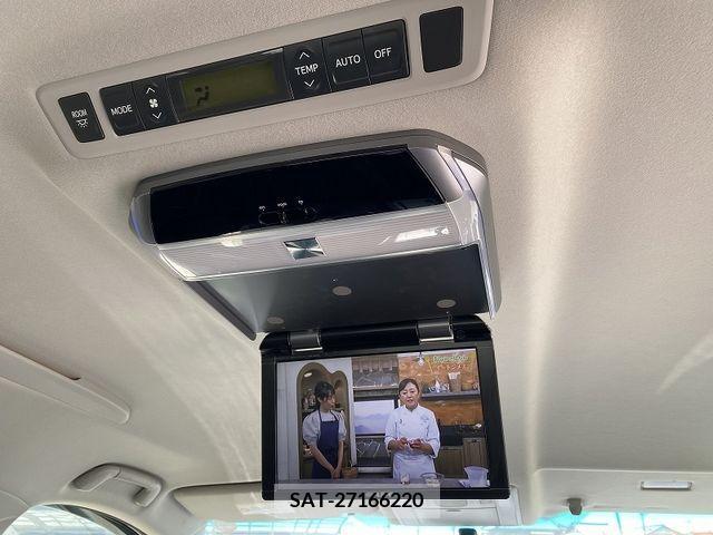 Toyota VELLFIRE 2012-07 228778-18
