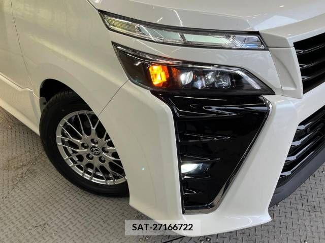 Toyota VOXY 2019-05 321651-13
