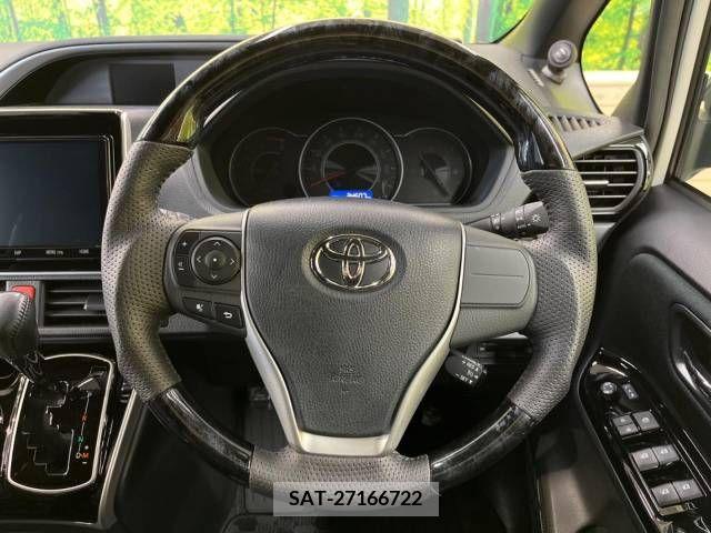 Toyota VOXY 2019-05 321651-12