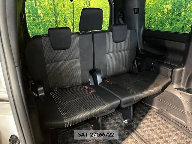 Toyota VOXY 2019-05 321651-10