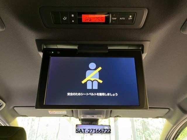 Toyota VOXY 2019-05 321651-3