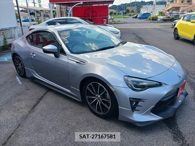 Toyota 86 2016-10 348191-12