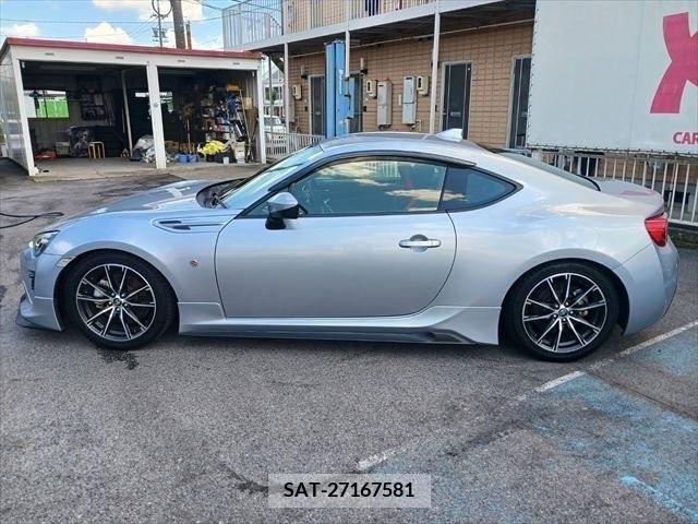 Toyota 86 2016-10 348191-17