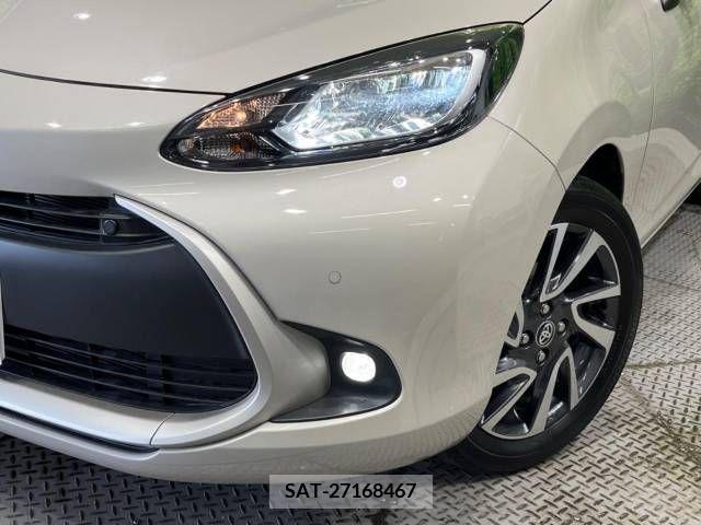 Toyota AQUA 2021-11 260168-12