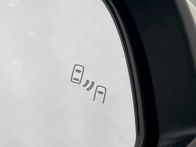 Toyota HARRIER 2021-08 196117-6