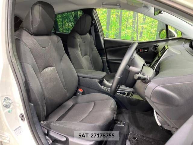 Toyota PRIUS 2019-05 383164-8