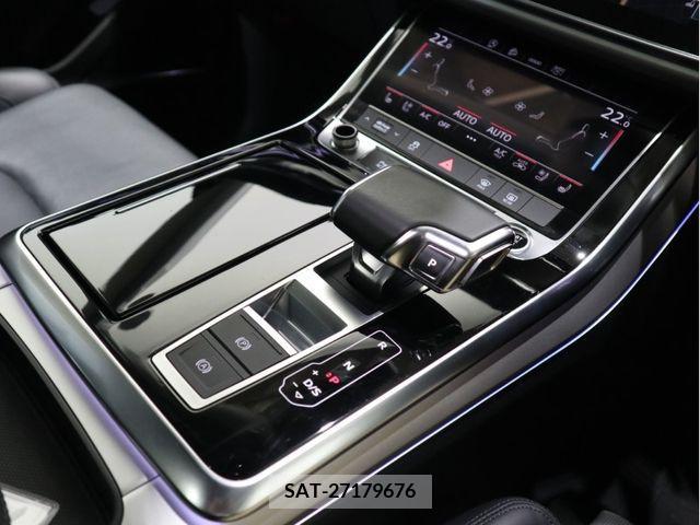 Audi Q8 2021-09 317877-11