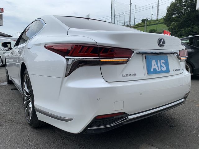 Lexus LS 2017-11 4297-2