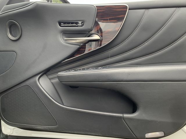 Lexus LS 2017-11 4297-20