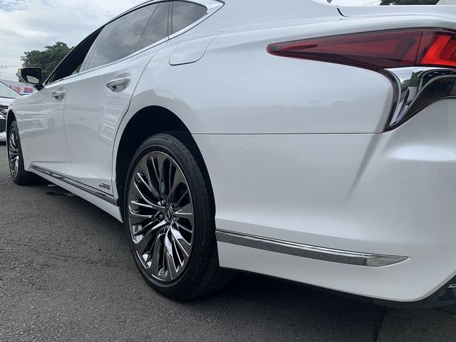 Lexus LS 2017-11 4297-10