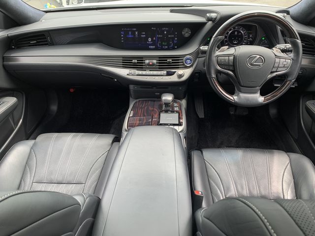 Lexus LS 2017-11 4297-1