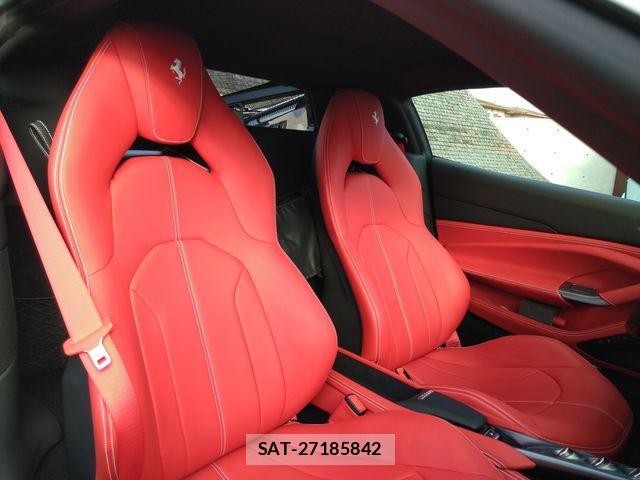 Ferrari F8 Tributo 2022-08 426859-26